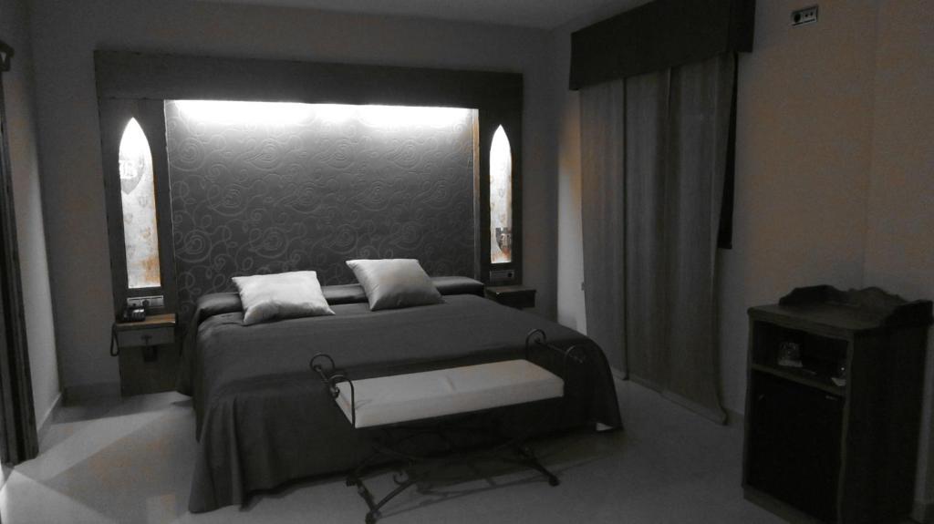 Hotel La Brasa Vélez de Benaudalla Esterno foto