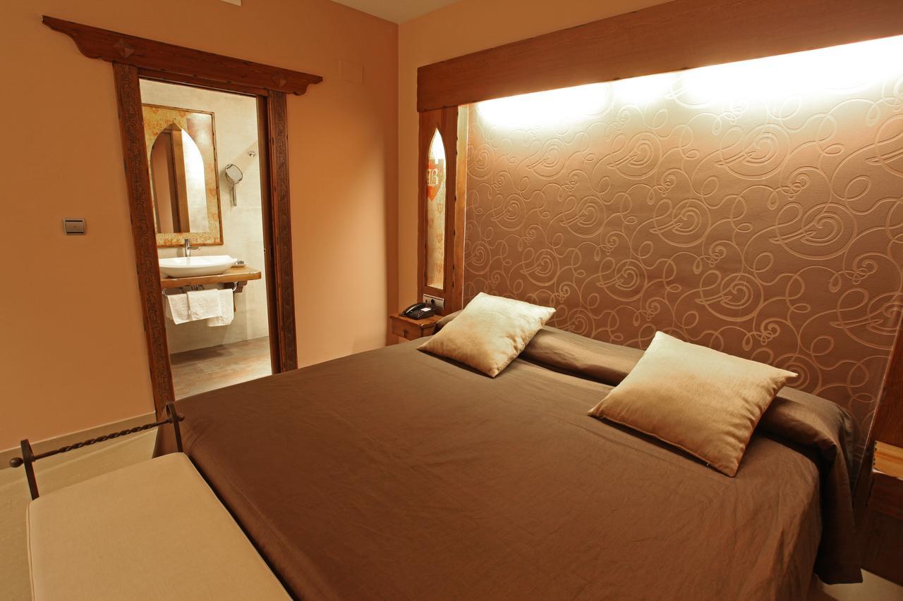 Hotel La Brasa Vélez de Benaudalla Esterno foto